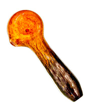 Load image into Gallery viewer, Two Tone Small Spoon Pipe