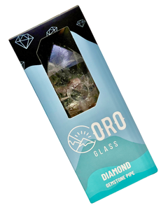 A Diamond Oro Gemstone Pipe inside its packaging.