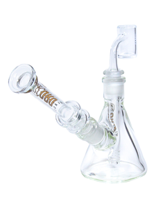 The back of an Oro Highbanker Modular Water Pipe set up as a dab rig.
