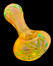 Load image into Gallery viewer, A Fumed Flower Head Spoon Pipe with green accents showing its color-changing fumed design.
