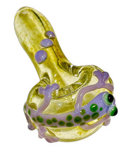 Load image into Gallery viewer, Frit Critter Spoon Pipe
