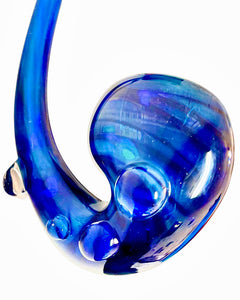 The bowl of a Hippie Hookup Dotted Blue Gandalf Pipe.